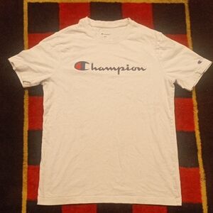 Champion Shirt Medium